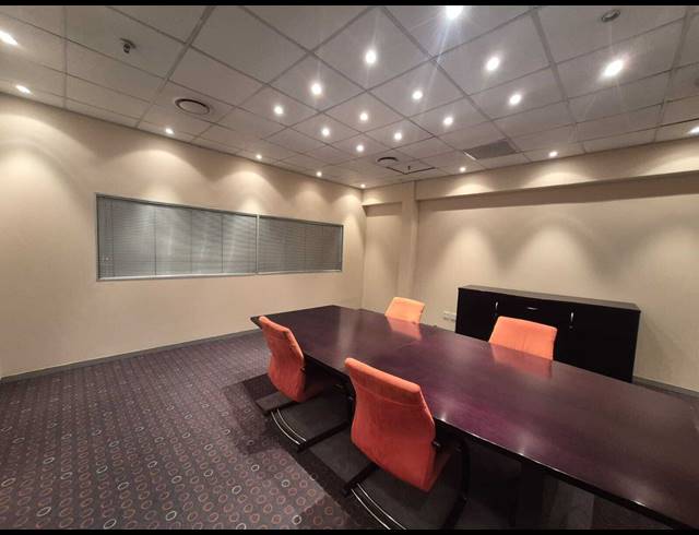 400M² OFFICE TO LET IN STEELEDALE